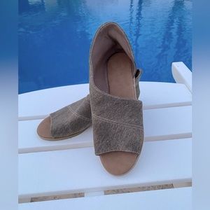 Bamboo hippie, sandals, size-8, color-tan/taupe